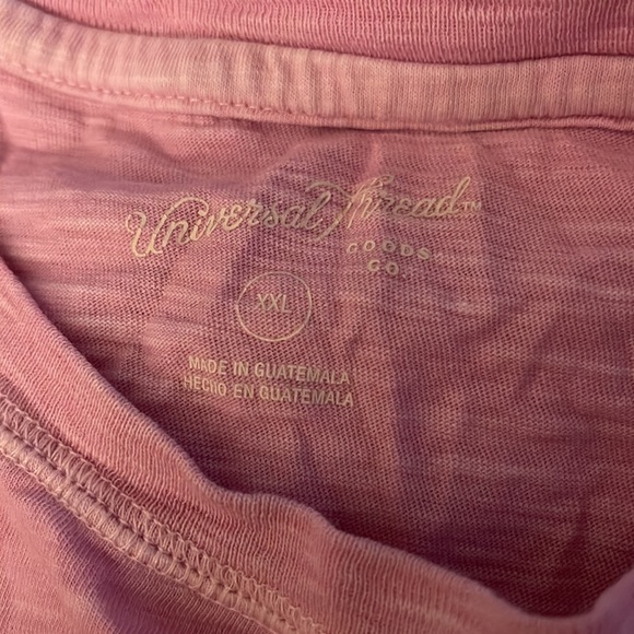 Pink Universal Threads Tee - Picture 3 of 3